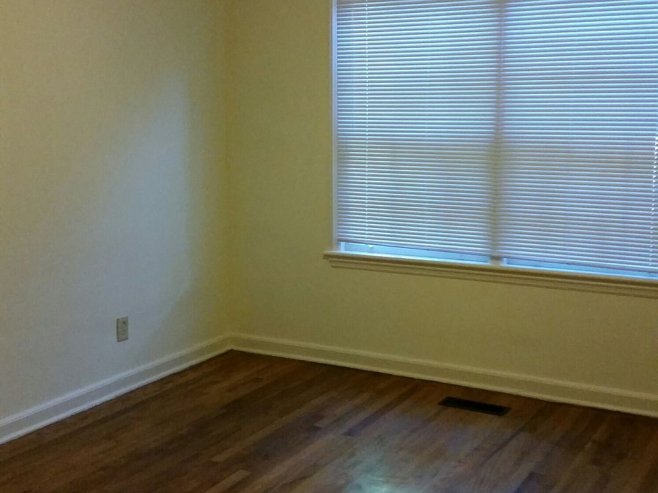 Building Photo 3
