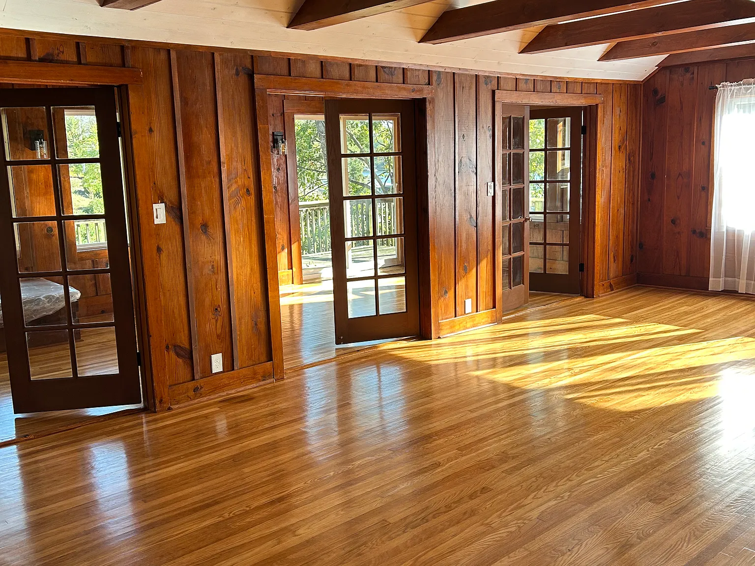 3 bed, 1800 sqft, $3,000 — Photo 3