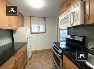 9 Mount Ida St APT 3, Newton, MA 02458