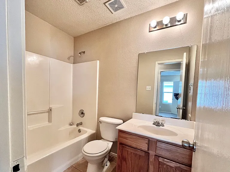 9925 George Washington Dr — Photo 16