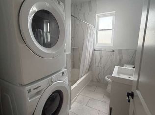 25 Nichols St, Newark, NJ 07105