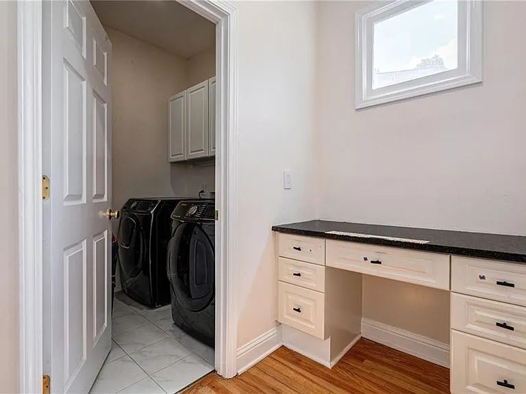 168 Highgrove Dr — Photo 23