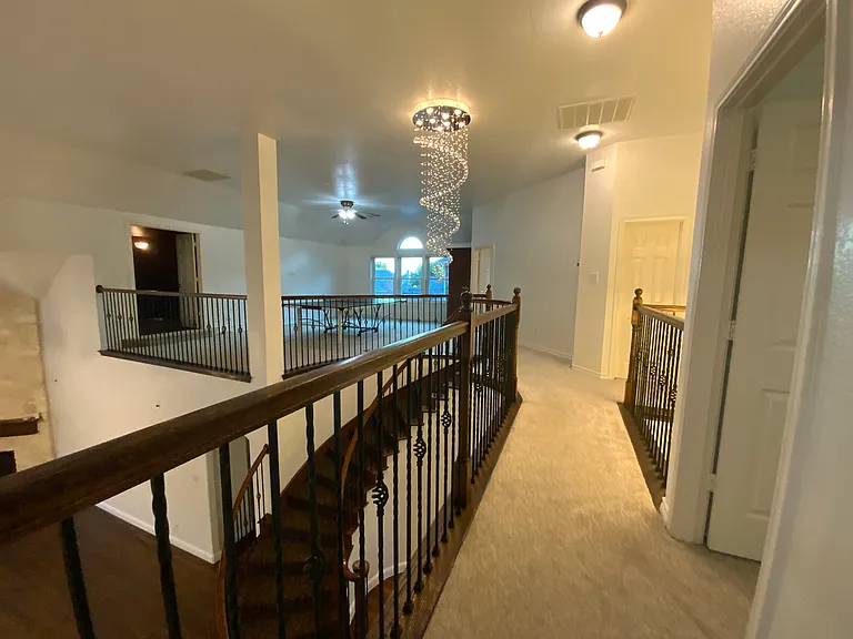 1923 Timber Ridge Dr — Photo 30