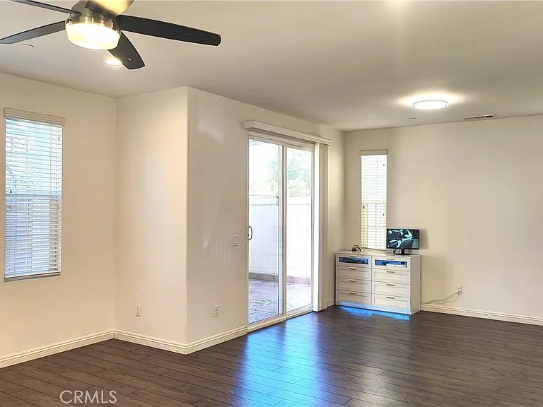 3157 E Chip Smith Way — Photo 7