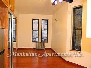 2nd image of 830 9th Ave