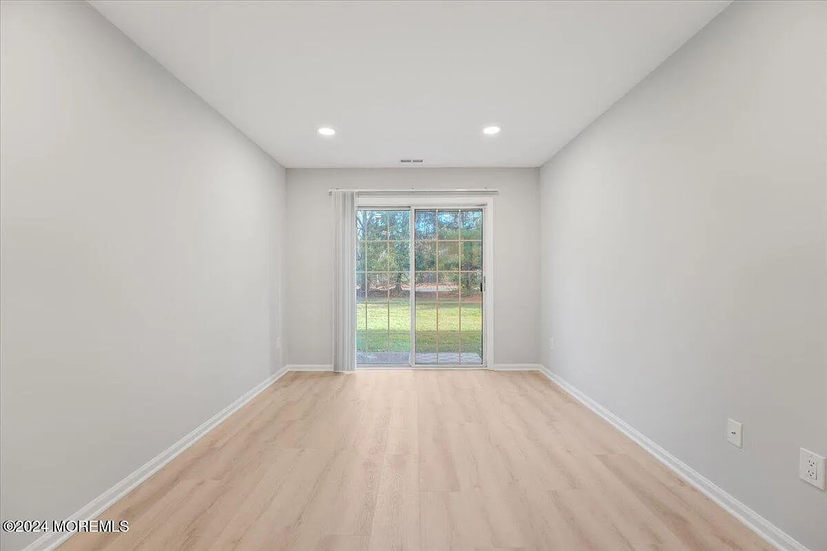 2 bed, $2,700 — Photo 3