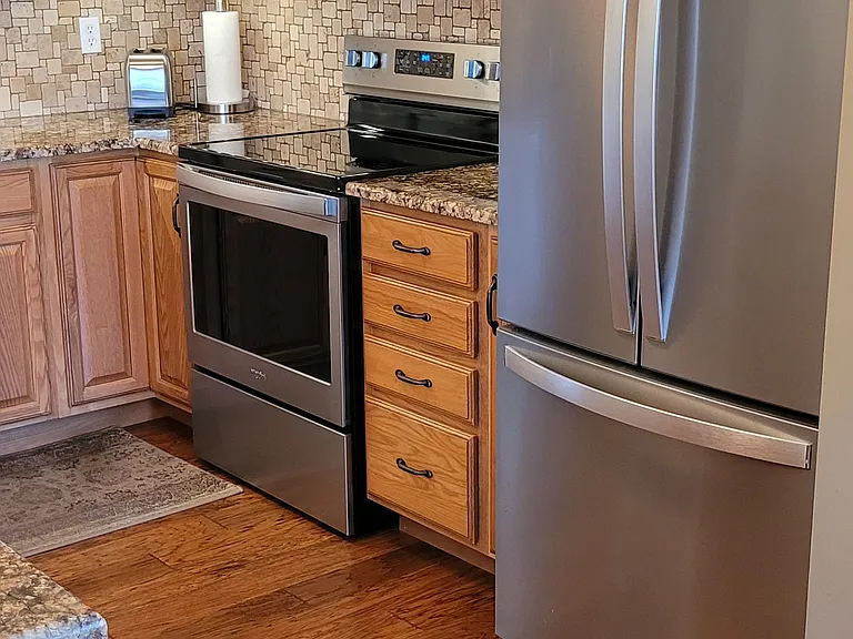 711 N Stackman Dr #D — Photo 16