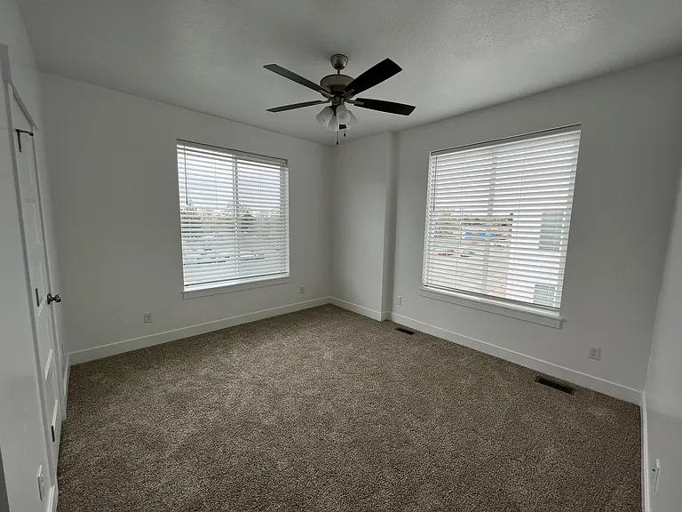 Mayfly Townhomes — Photo 8