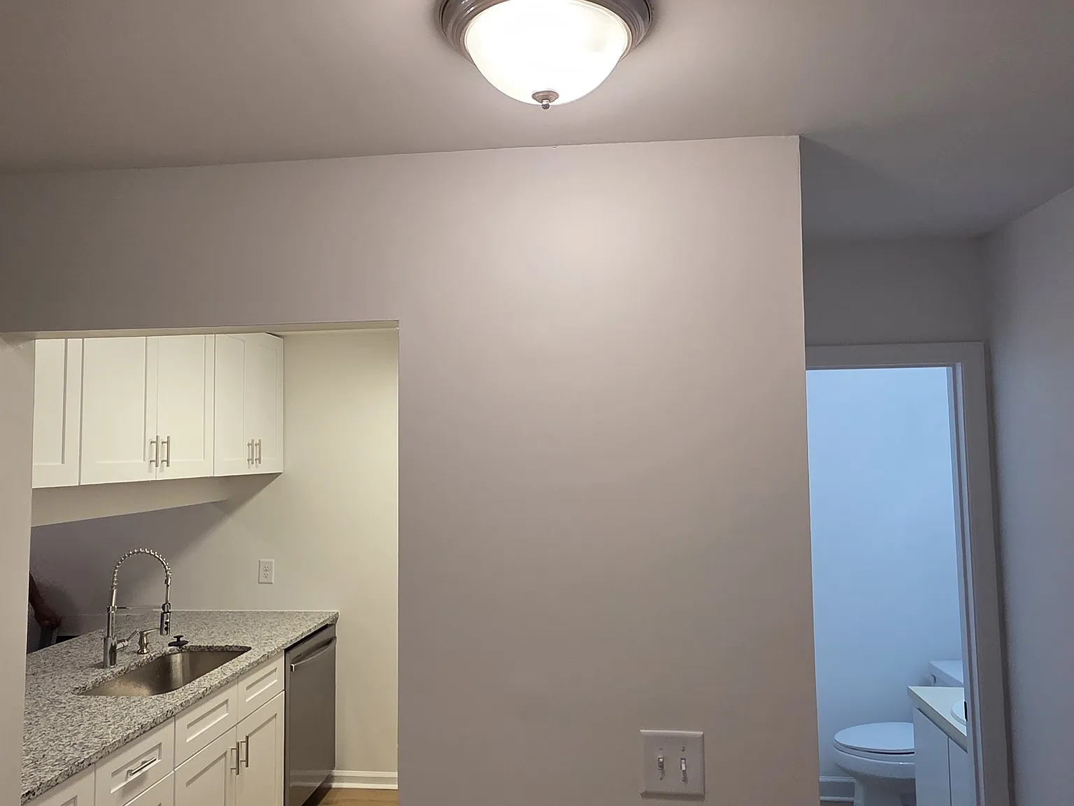 2 bed, 1.5 bath, $2,000 — Photo 2
