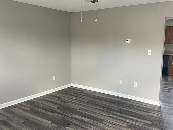2nd image of 1034 Brandy Ln #3