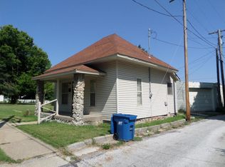711 W 8th St, Joplin, MO 64801