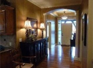 8511 Barstow St, Lenexa, KS 66219