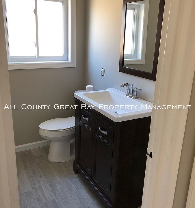 2nd image of 80 Cedar Ct APT 3