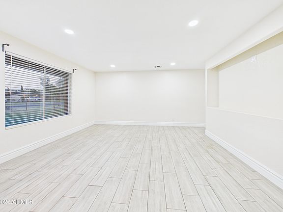 5th image of 6809 S 66TH Avenue