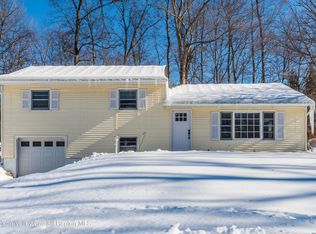 53 Westwood Dr, Newburgh, NY 12550