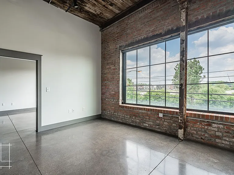 Wonder Bread Lofts — Photo 147