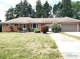 651 Reineck Dr, Toledo, OH 43605