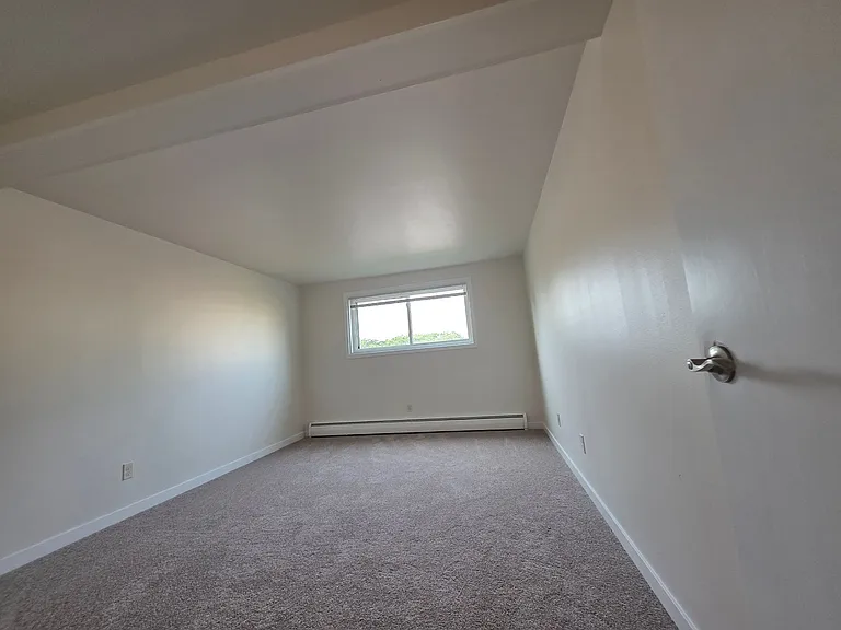 5022 Sheboygan Ave — Photo 7