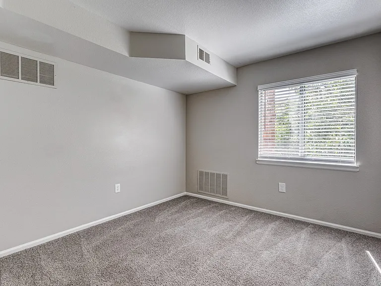 Willow Run Village — Photo 17