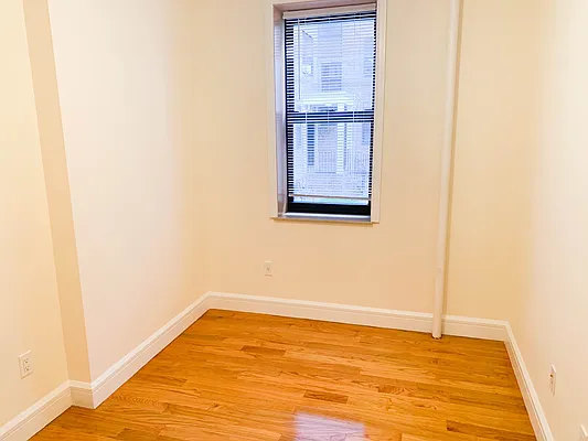 Rented by Showcase Realty | media 17