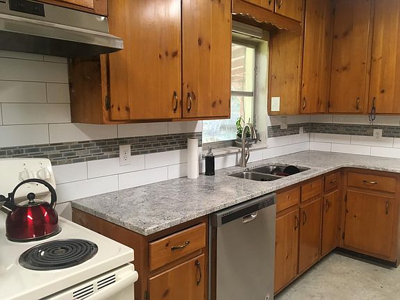 Lots of countertop space