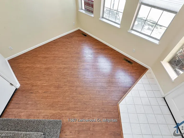 1587 Larkwood Ct — Photo 9