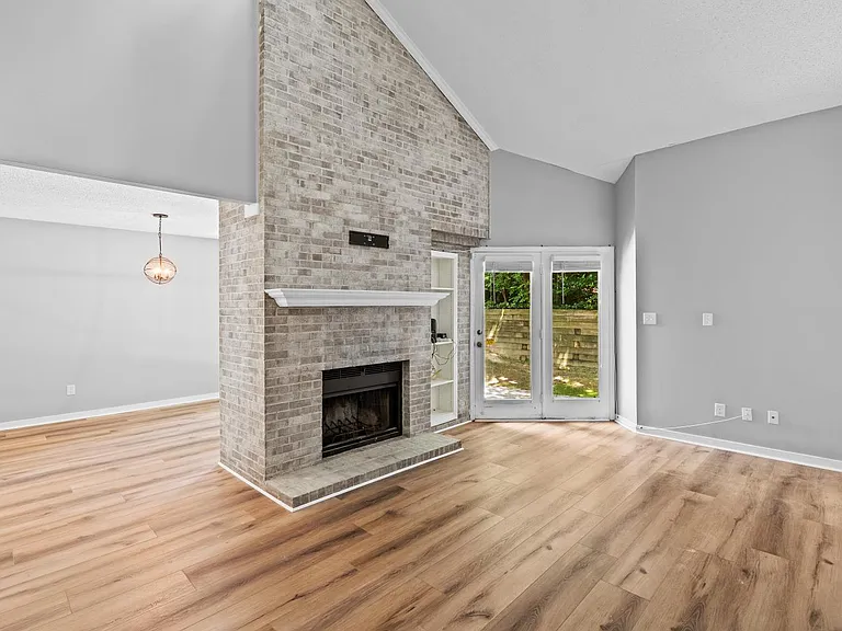 302 N Lindell Rd #C — Photo 3