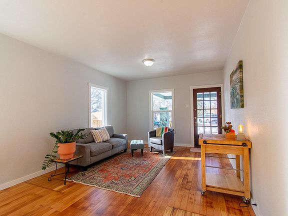 3rd image of 511 Central Ave