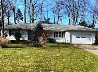 1022 W Mill Dr, Highland Heights, OH