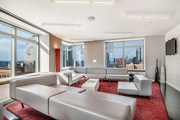 Rented by Compass | media 22