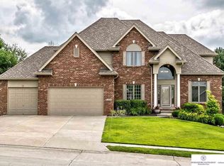 1627 S 181st St, Omaha, NE 68130