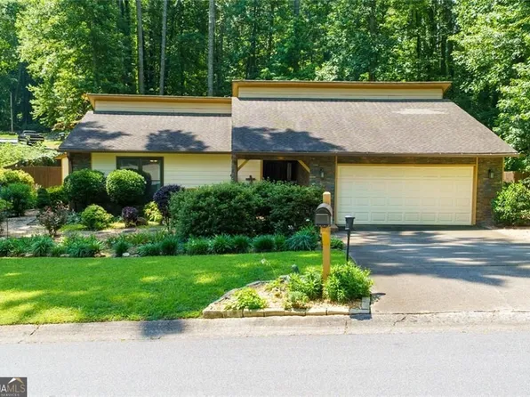 1211 Wade Green Cir NW, Acworth, GA 30102