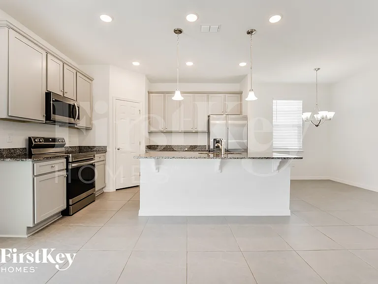 1264 Spokane Point — Photo 4