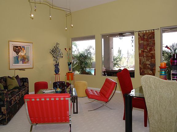 Living Room & Dining Rm