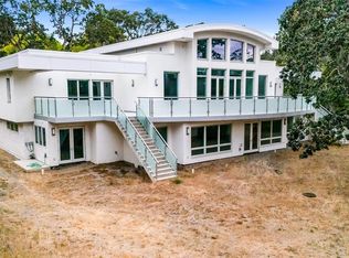 3355 Midland Rd, Oak Bay, BC V8R6G3