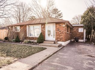 1200 Mosley St, Wasaga Beach, ON L9Z 2E7