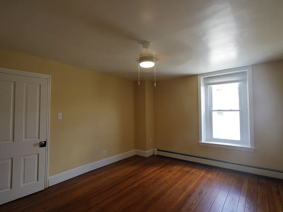 Bedroom #1