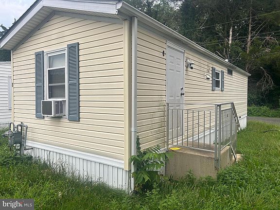 3rd image of 4111 N Delsea Dr