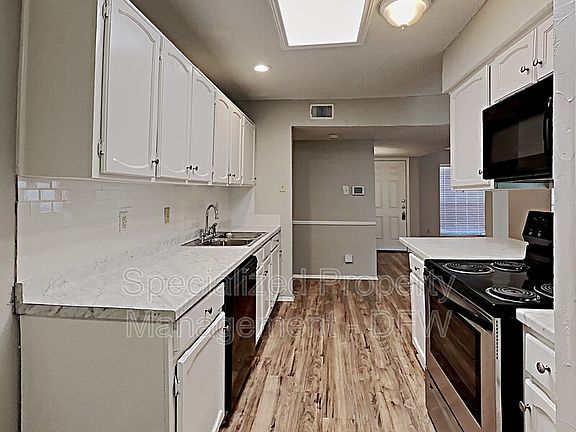 4th image of 1806 Concho Dr