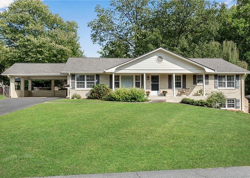 1st image of 3216 Guynelle Dr