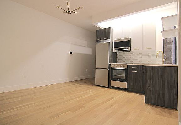 3rd image of 354 S 1st St #3B