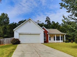 213 Autumn Ridge Dr, Griffin, GA 30224