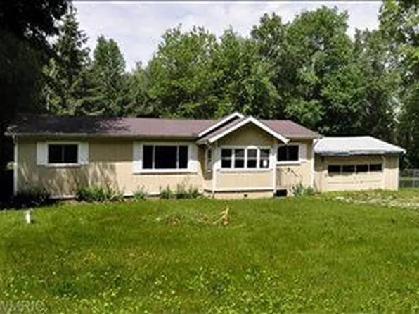 23671 Thirteen Mile Rd, Bellevue, MI 49021