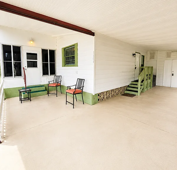 3404 Rainbow Ln — Photo 3
