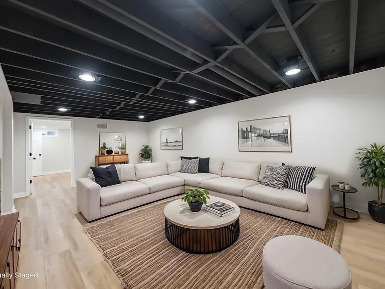 3520 Saint Edwards Dr — Photo 3