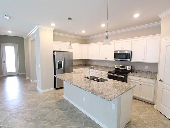 4th image of 10245 Livorno Dr