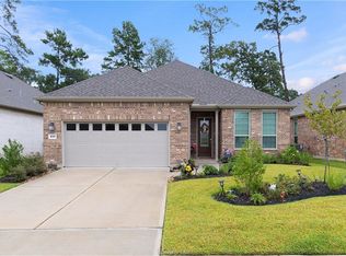 233 Percheron Dr, The Woodlands, TX 77382