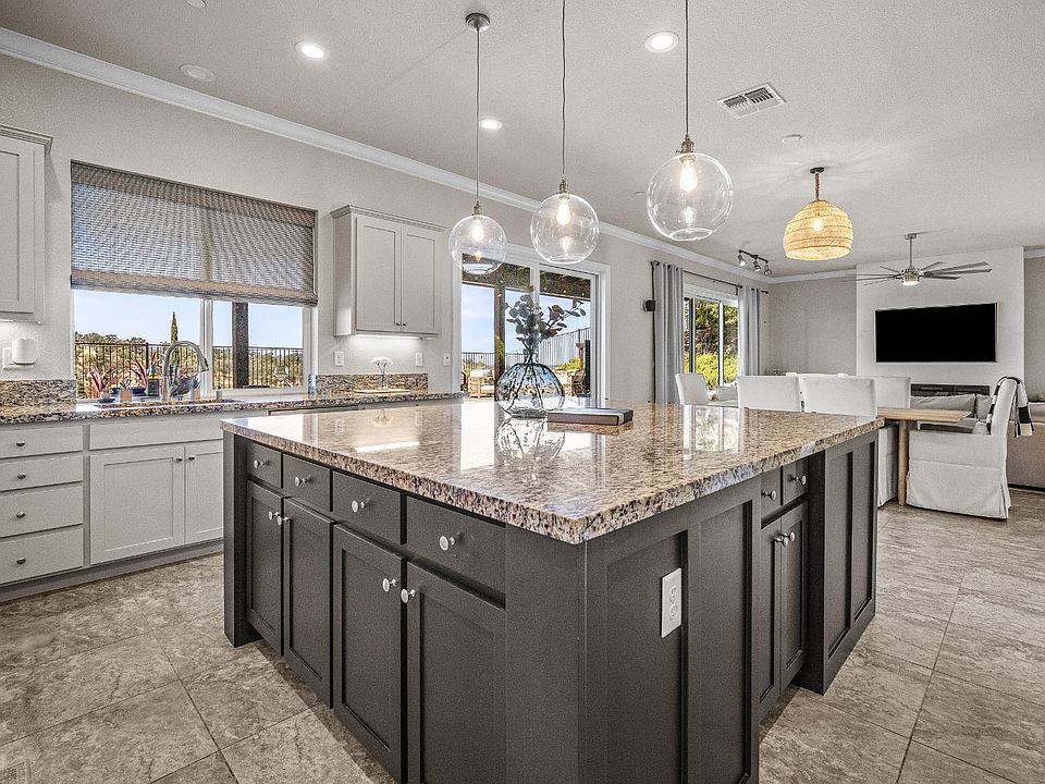 1st image of 6724 Alsace Pl