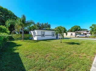 2410 NW 159th Ter, Miami Gardens, FL 33054