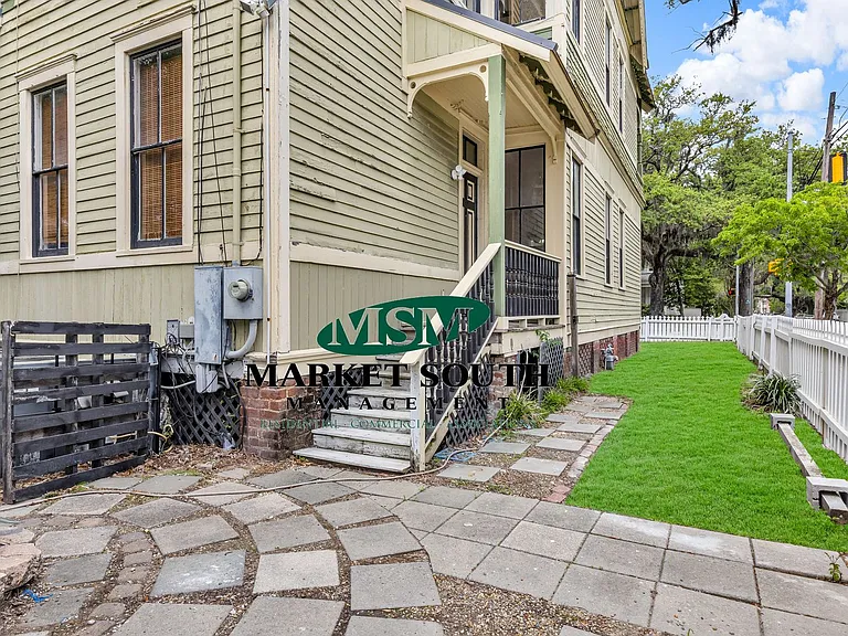 37 W 201 — Photo 20